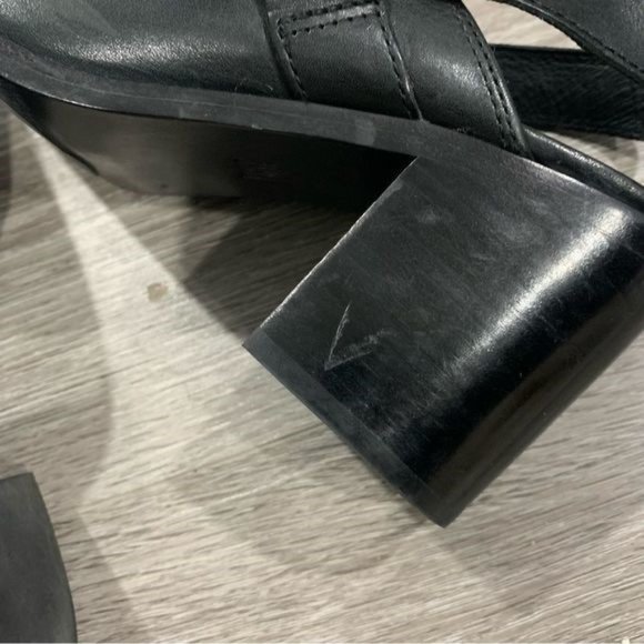 💥FINAL PRICE💥 Frye | Black Flynn Leather Harness Mule Size 9 - Picture 8 of 11